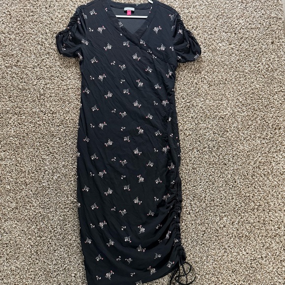 Vince Camuto Black Floral Wrap Midi Dress Ruched Side, Sheer Puff Sleeves,‎ Sz L - Picture 1 of 10